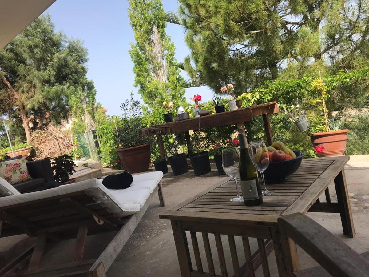 Sweet N' Boujee Studio Apartment With Varenda Paphos ภายนอก รูปภาพ